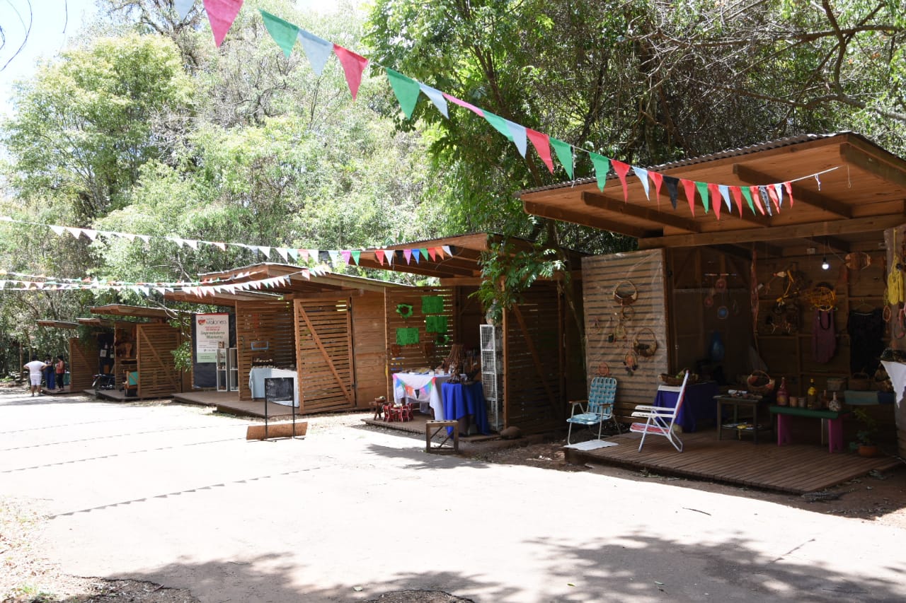 Feria Permanente de Artesanías - Parque Provincial Salto Encantado