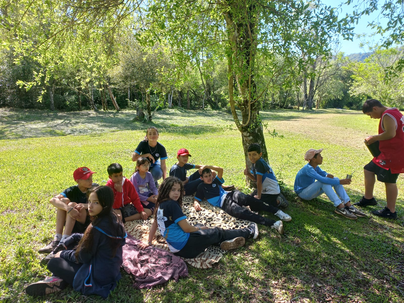 La Escuela 299 Constancio C. Vigil visitó el Parque Ecológico y Camping Municipal del Valle del Cuña